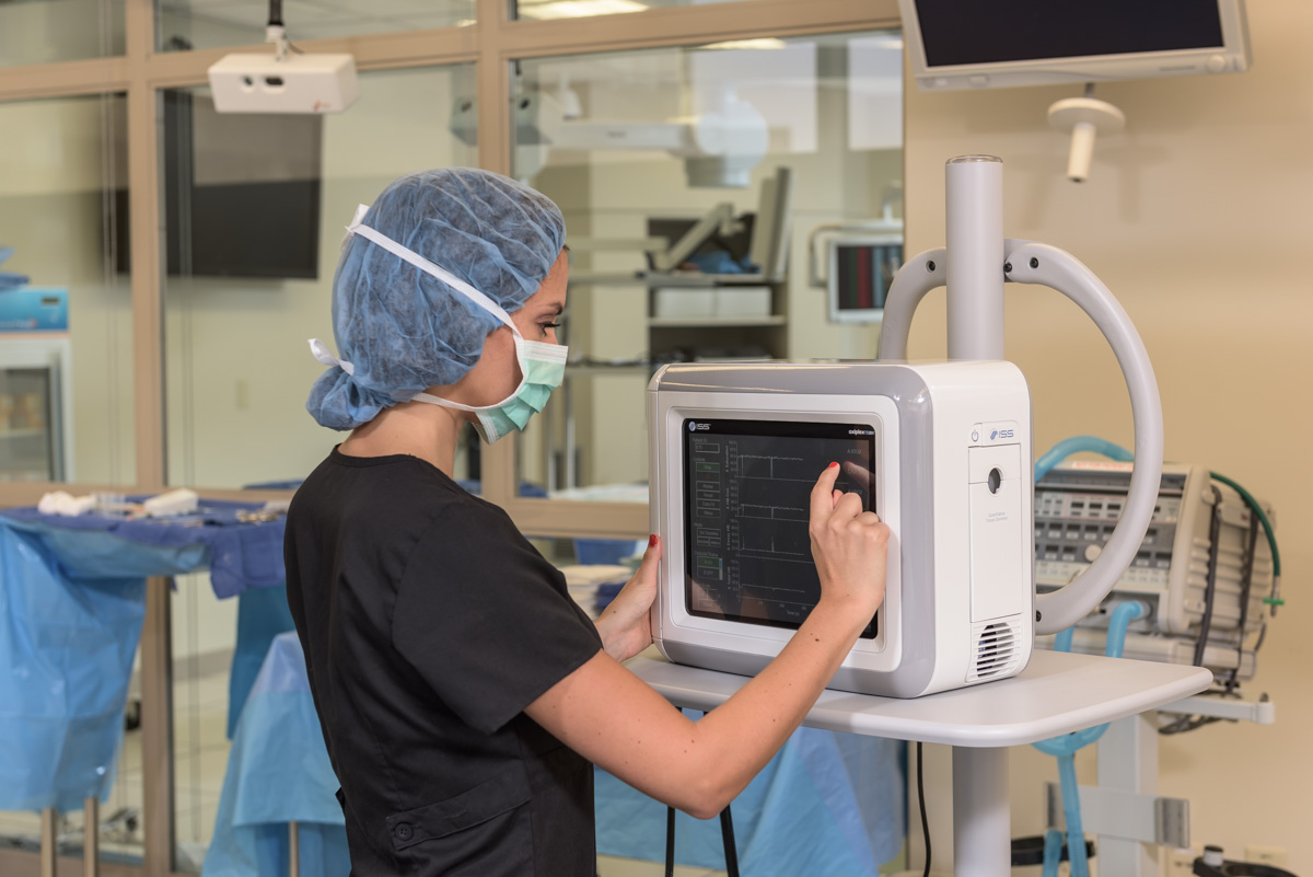 Photo of OxiplexTS200 Quantitative Tissue Oximeter in Hospital